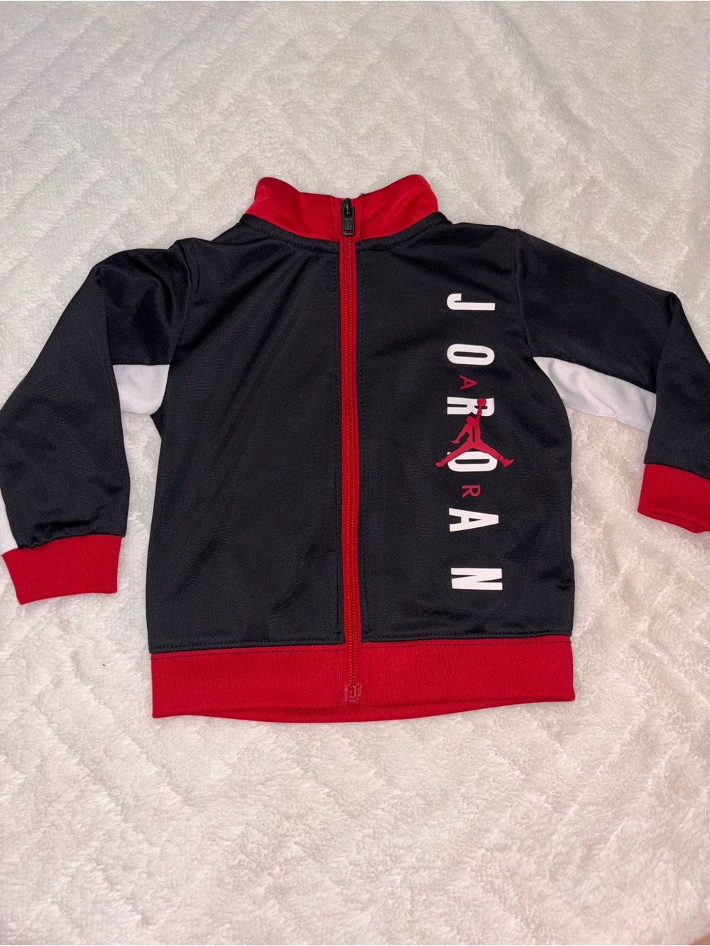 🎉 Jordan Black & Red Zip-Up Kids Jacket